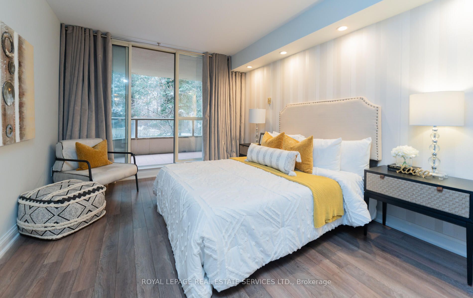 3800 Yonge St, #103