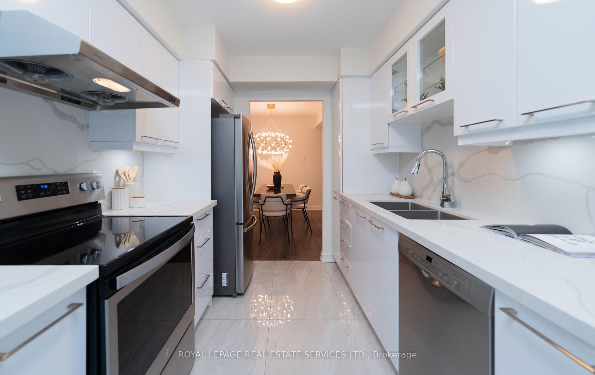 3800 Yonge St, #103