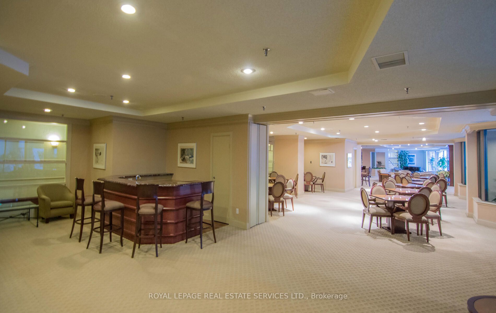 3800 Yonge St, #103