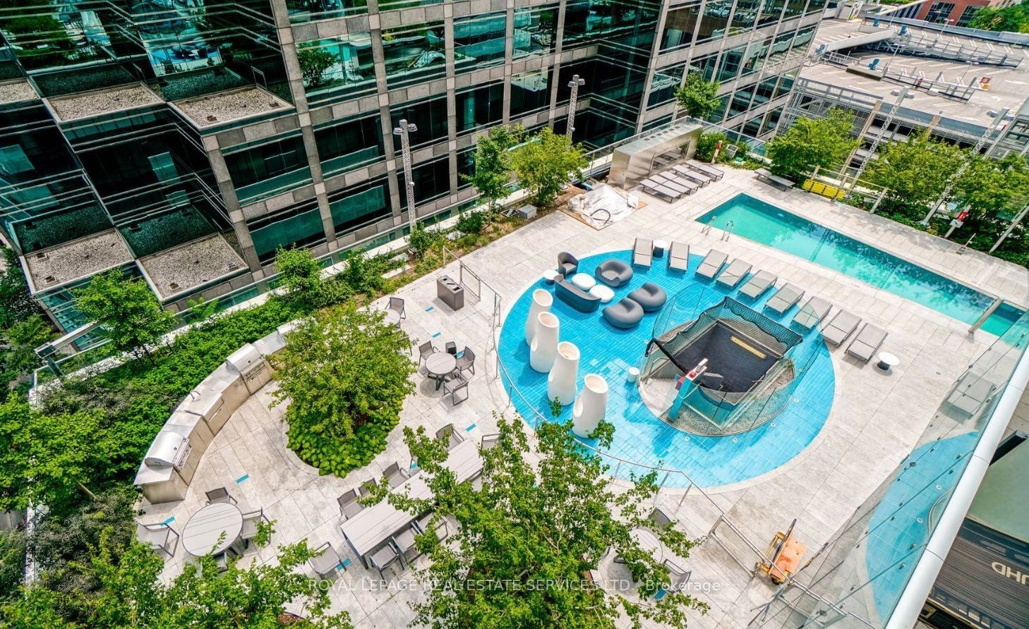 1 Bloor St E, #3309