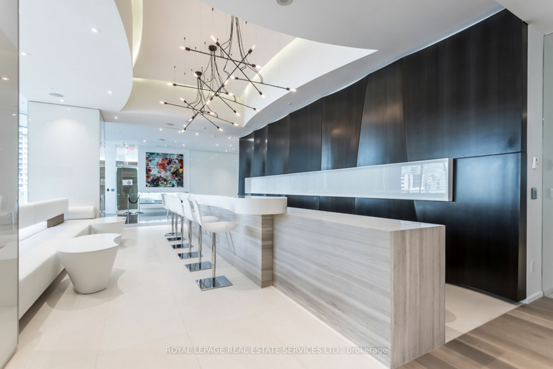 1 Bloor St E, #3309
