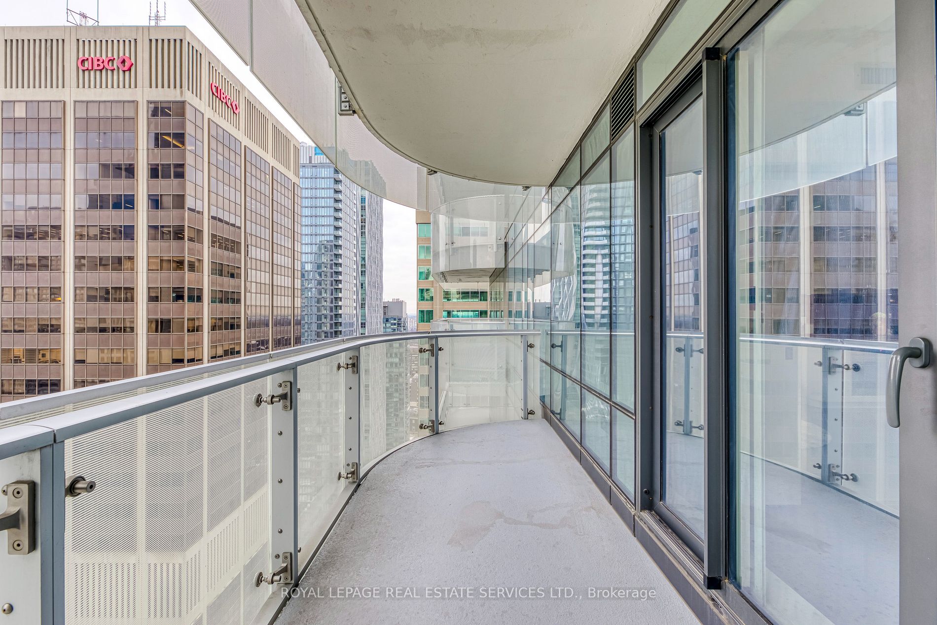 1 Bloor St E, #3309