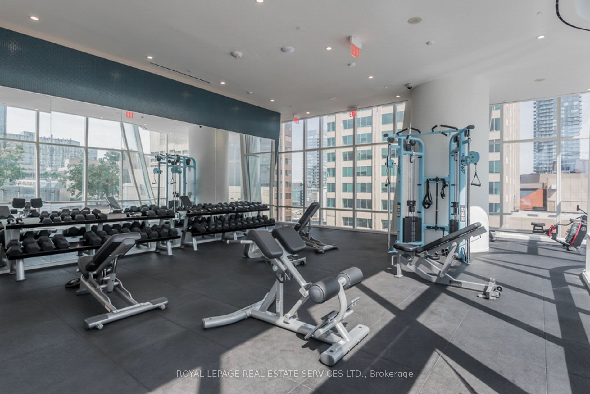 1 Bloor St E, #3309