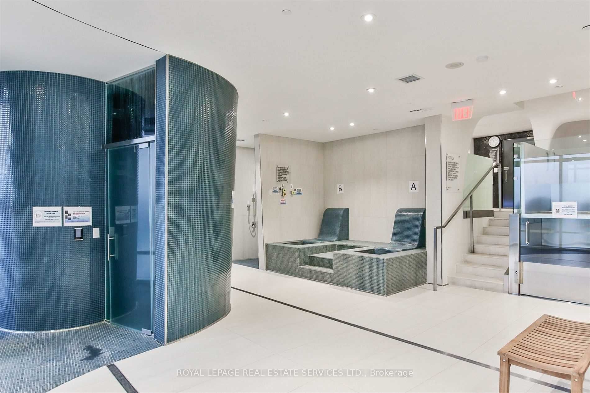 1 Bloor St E, #3309