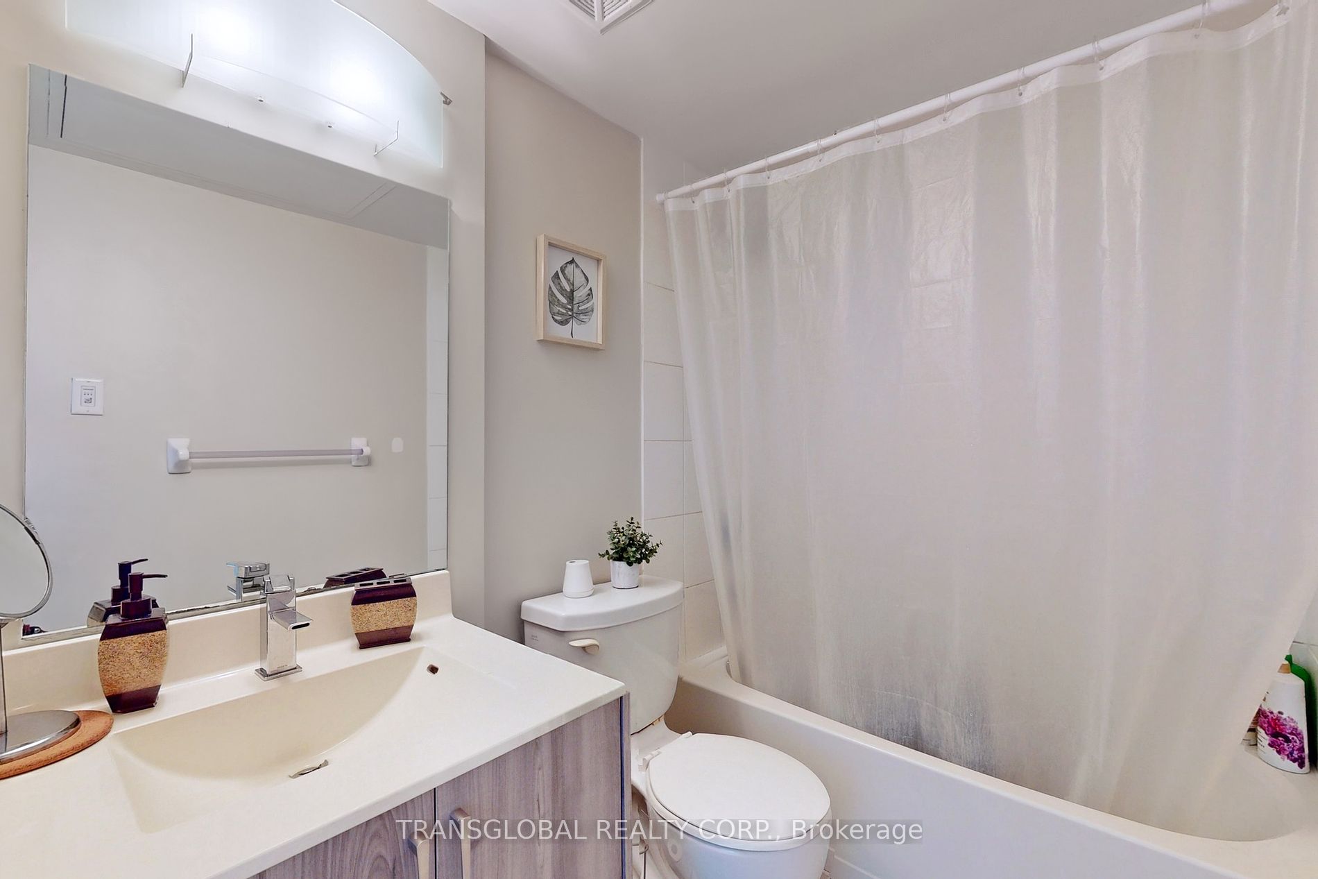 20 Joe Shuster Way, #202