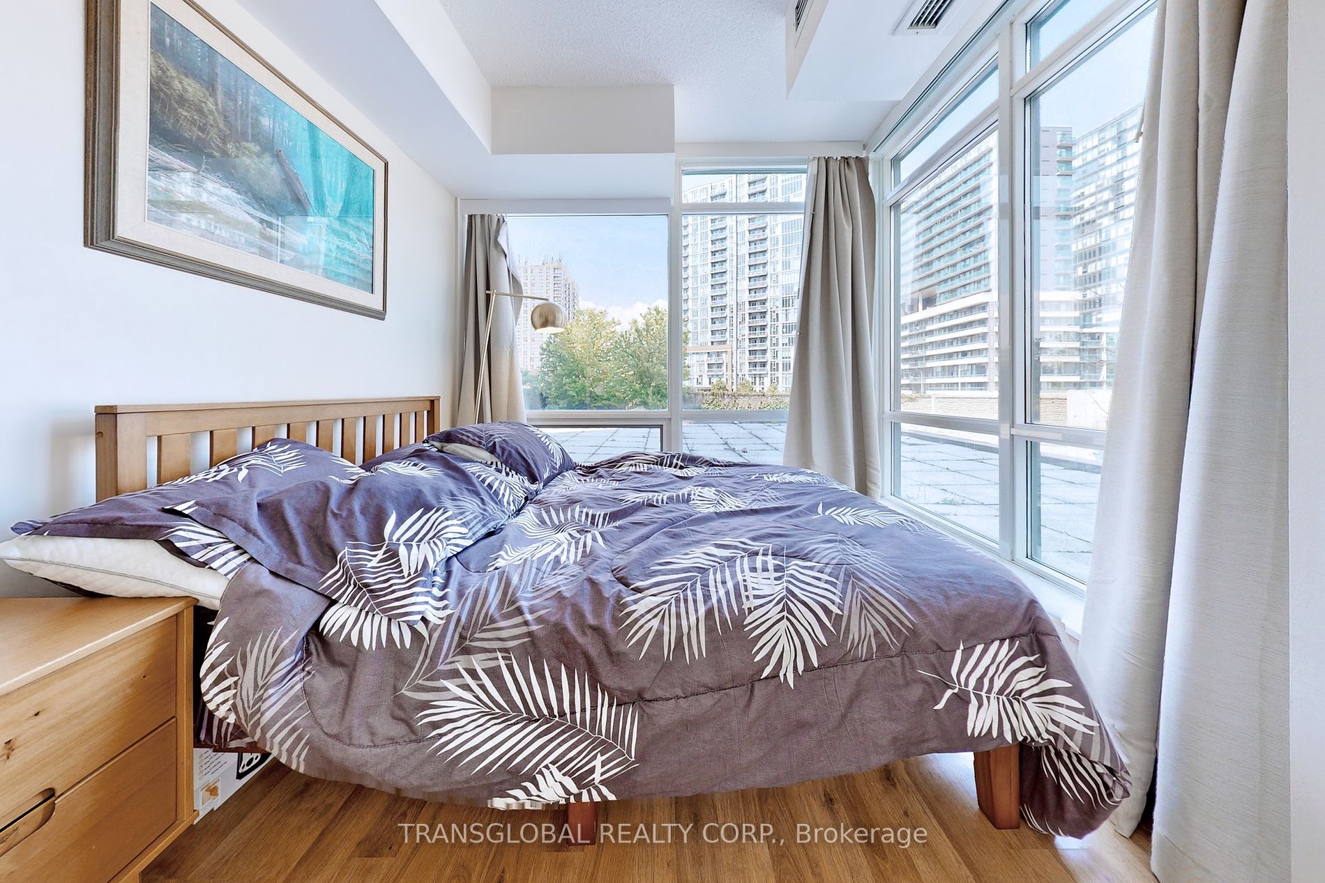 20 Joe Shuster Way, #202