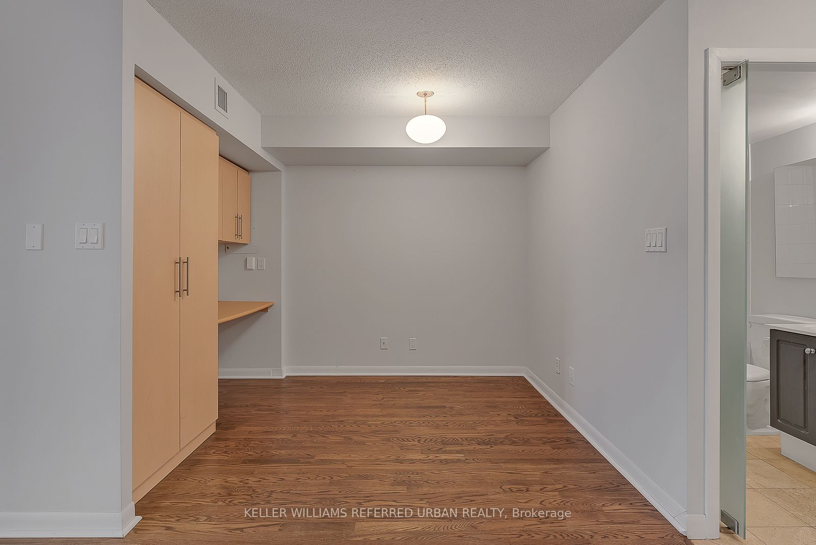 313 Richmond St E, #862