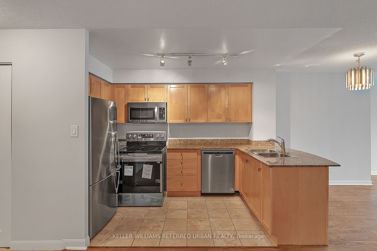 313 Richmond St E, #862