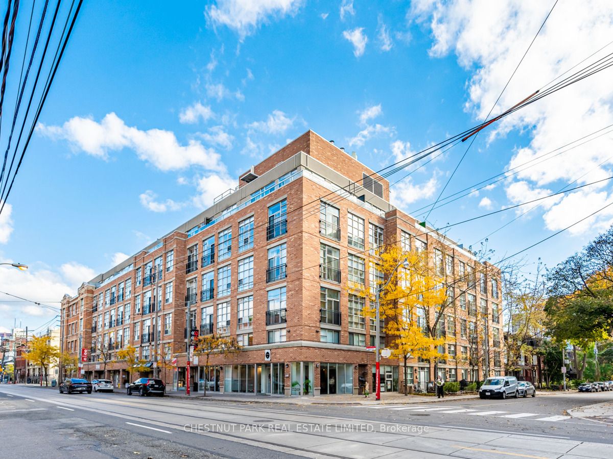 955 Queen St W, #526