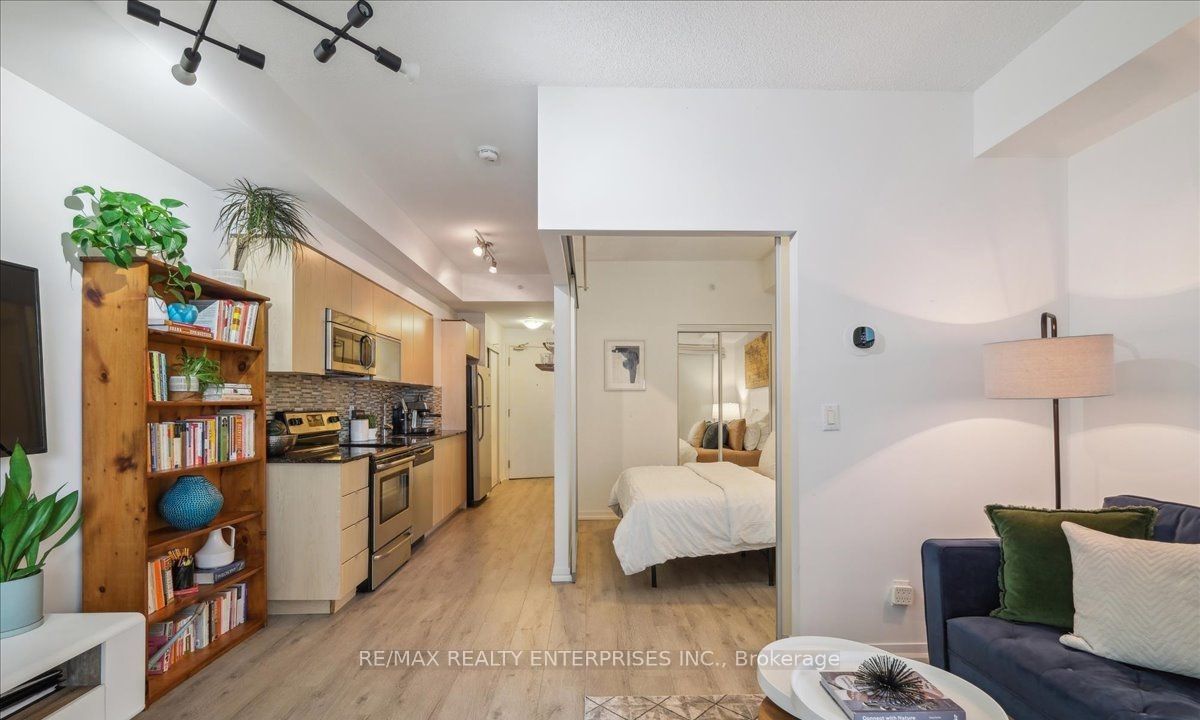 150 East Liberty Street, #410