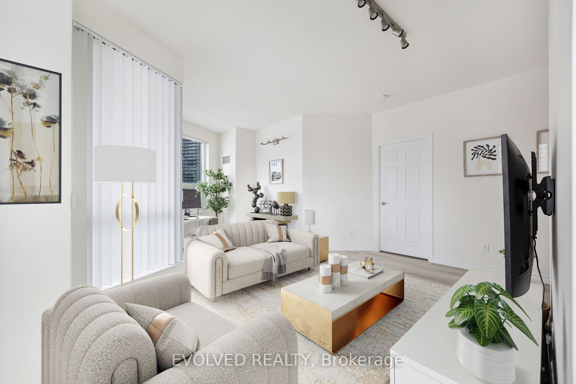 18 Holmes Avenue, #305