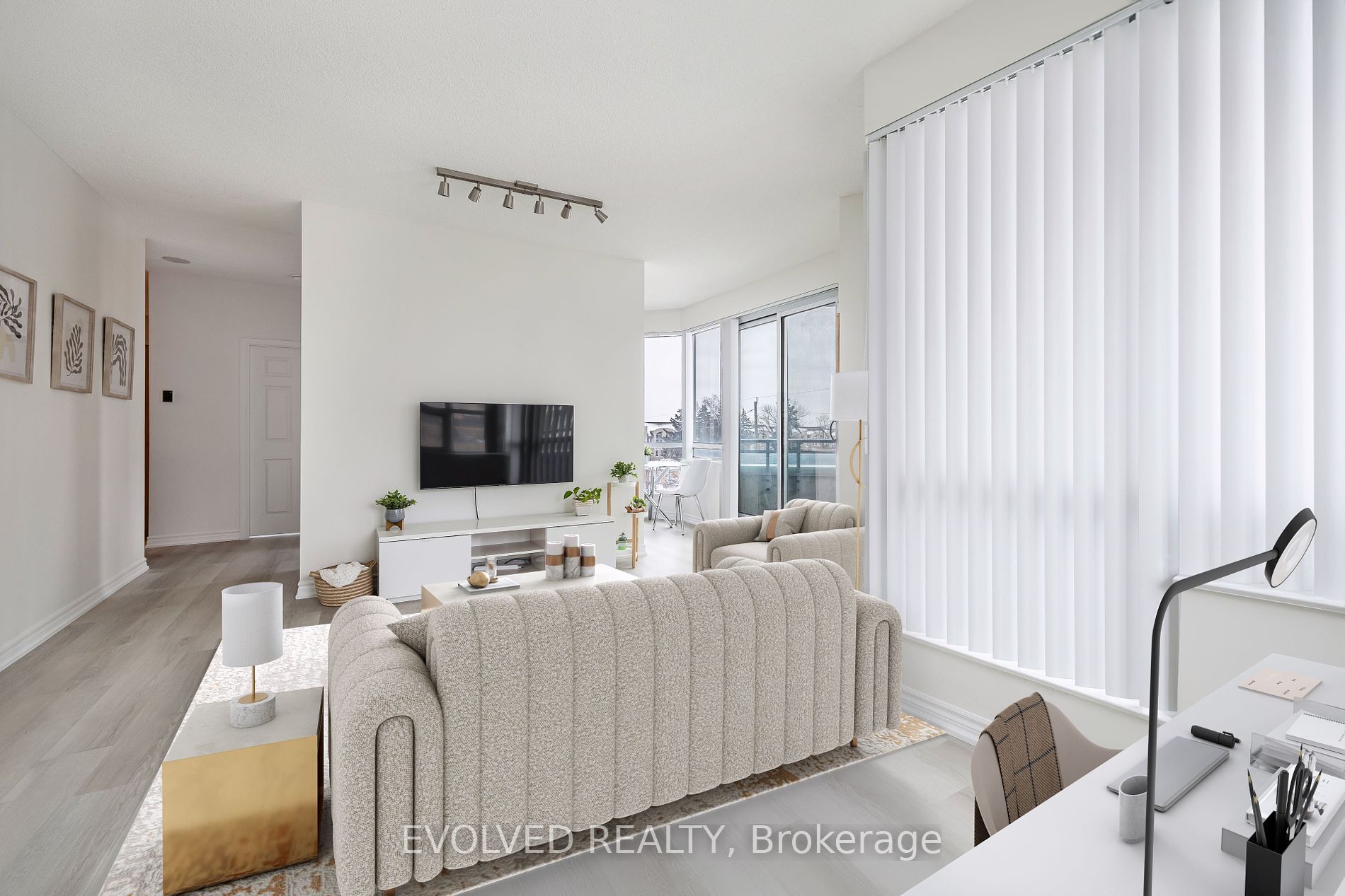 18 Holmes Avenue, #305