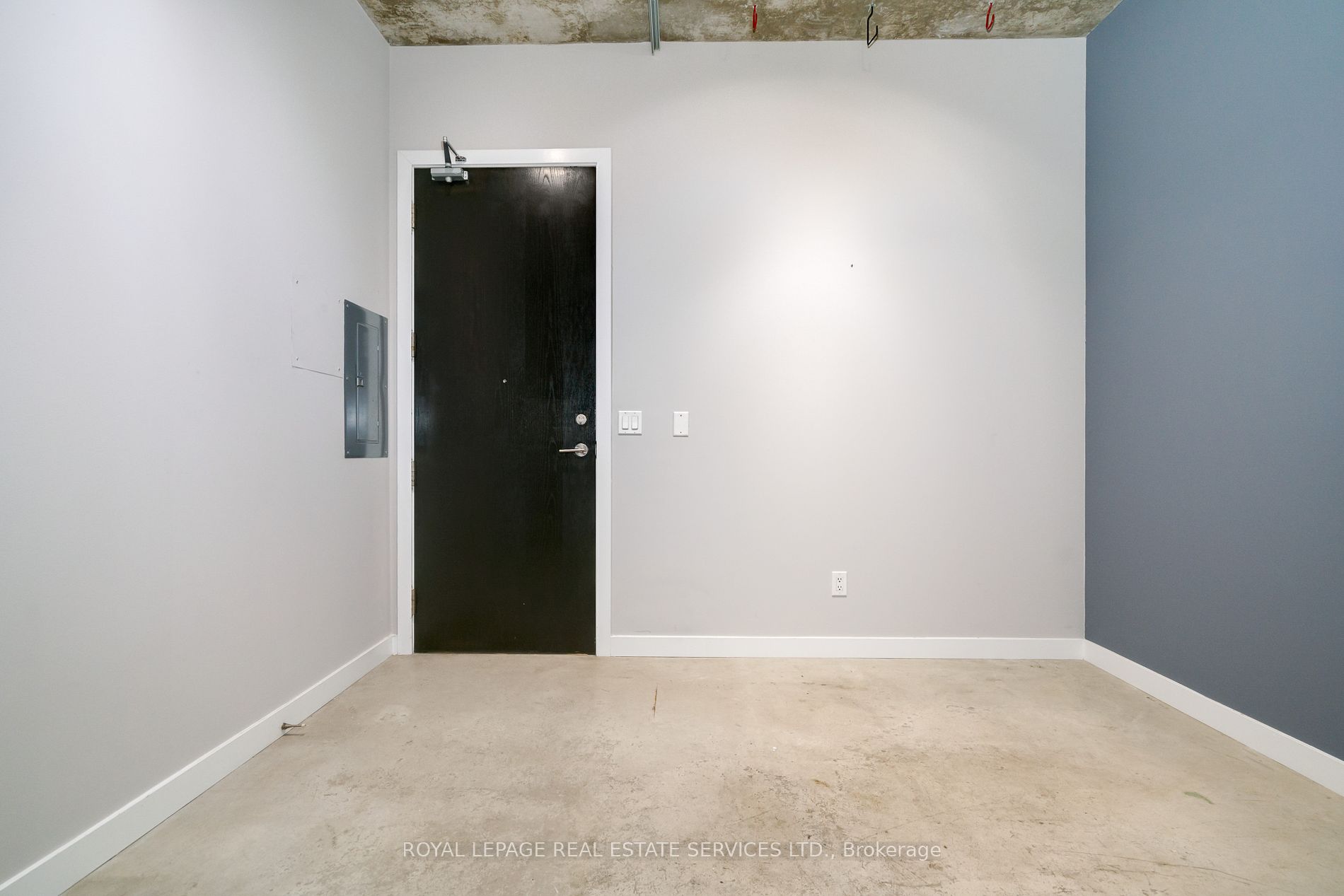 23 Brant St, #409