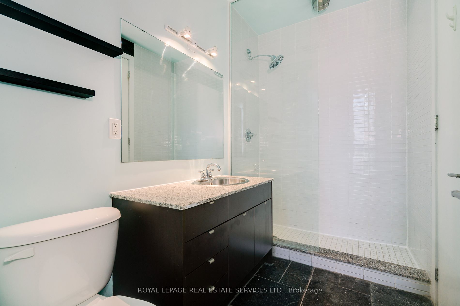 23 Brant St, #409