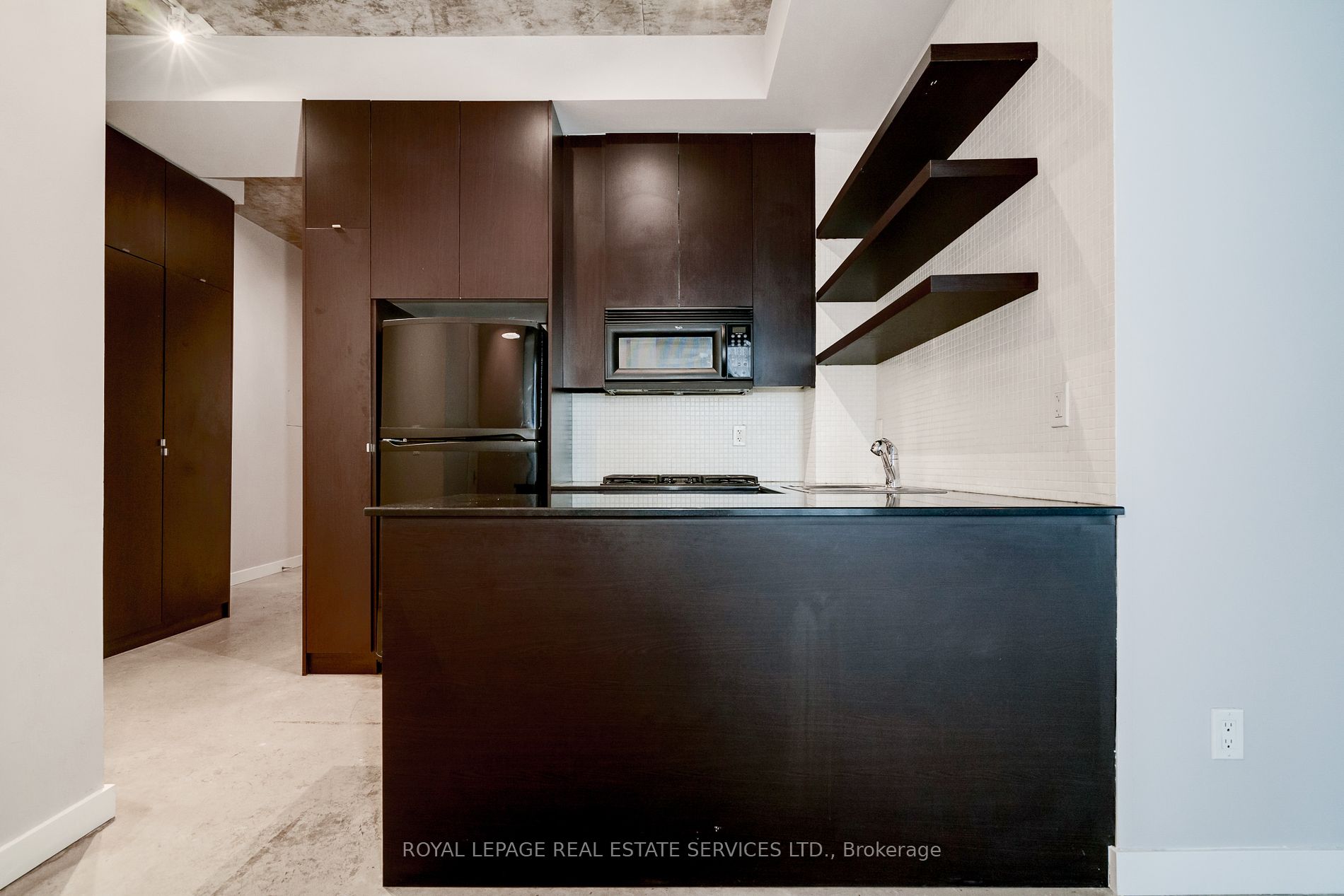 23 Brant St, #409