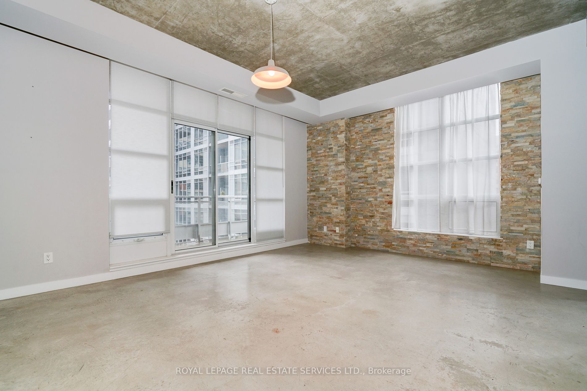 23 Brant St, #409