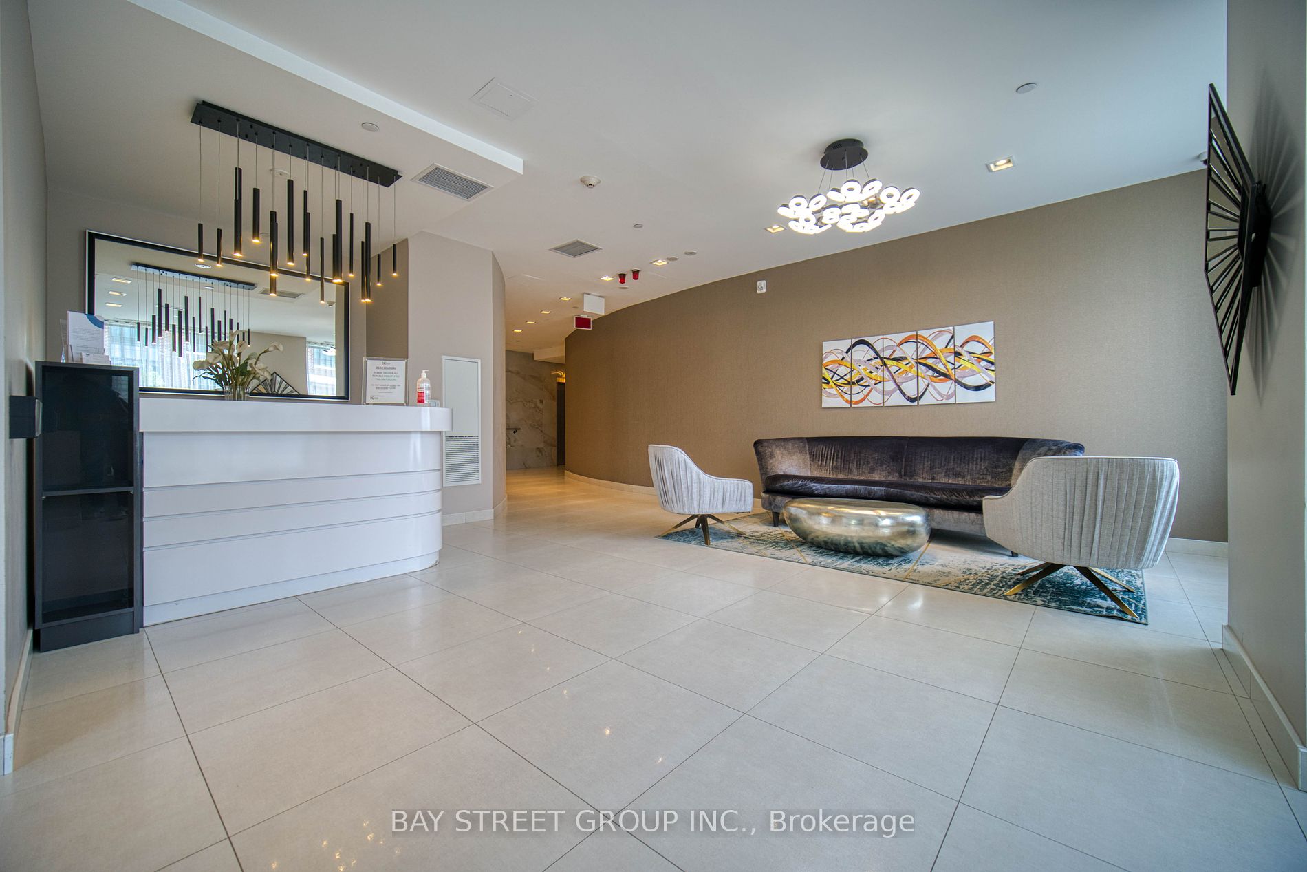 741 Sheppard Ave W, #707