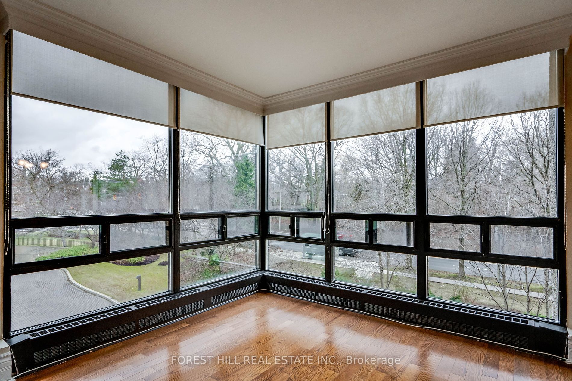 625 Avenue Rd, #302