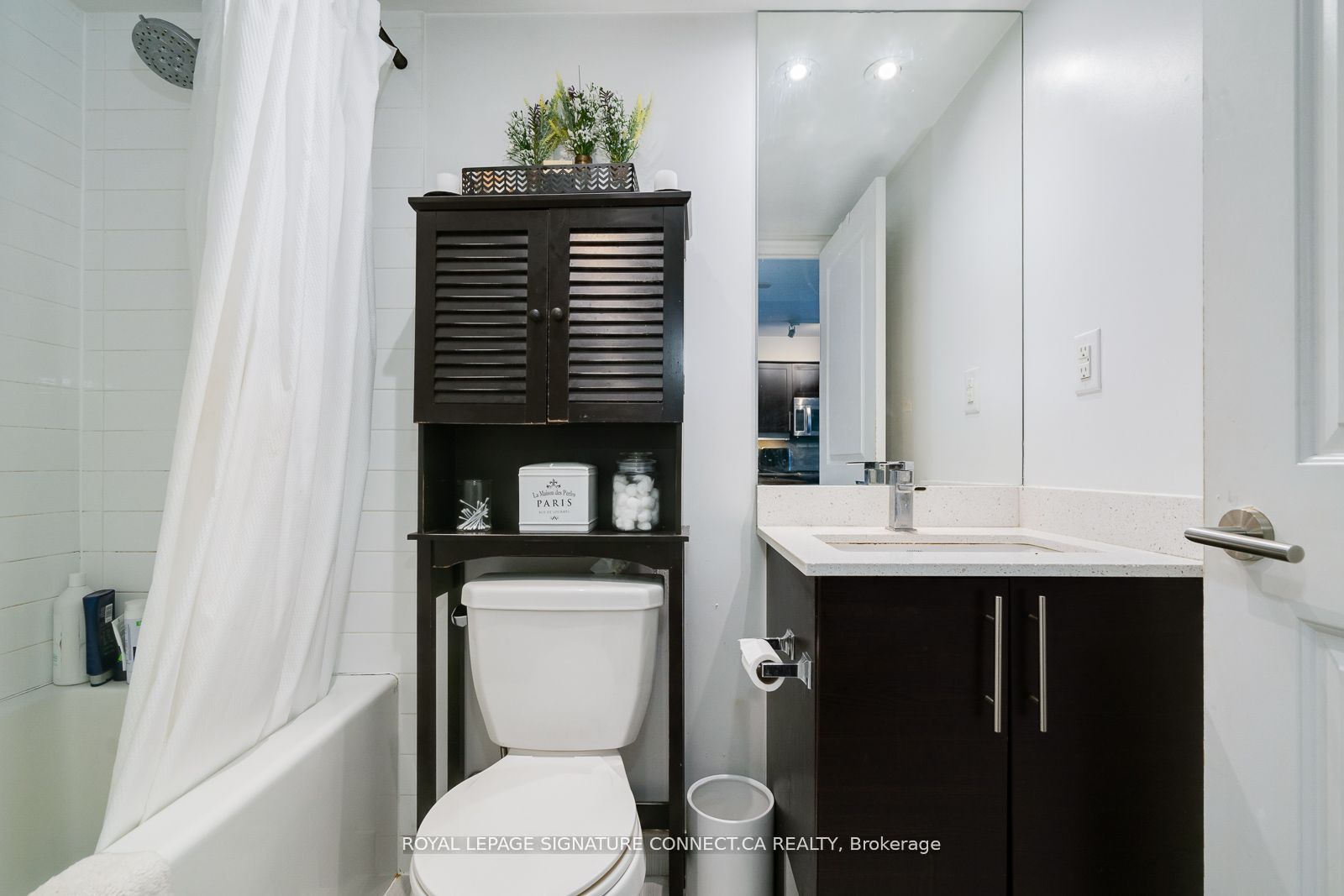 400 Adelaide St E, #1511