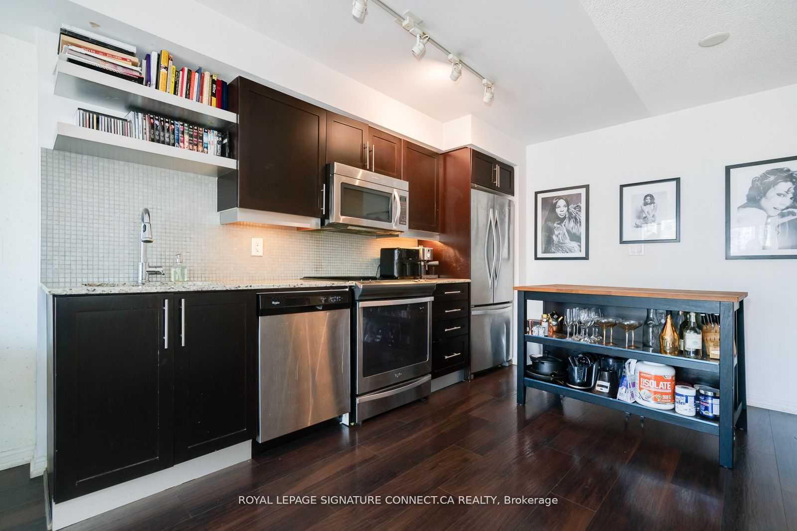 400 Adelaide St E, #1511
