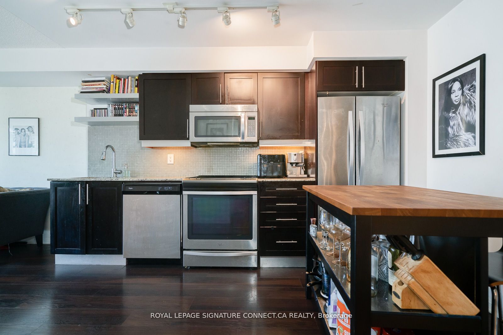 400 Adelaide St E, #1511