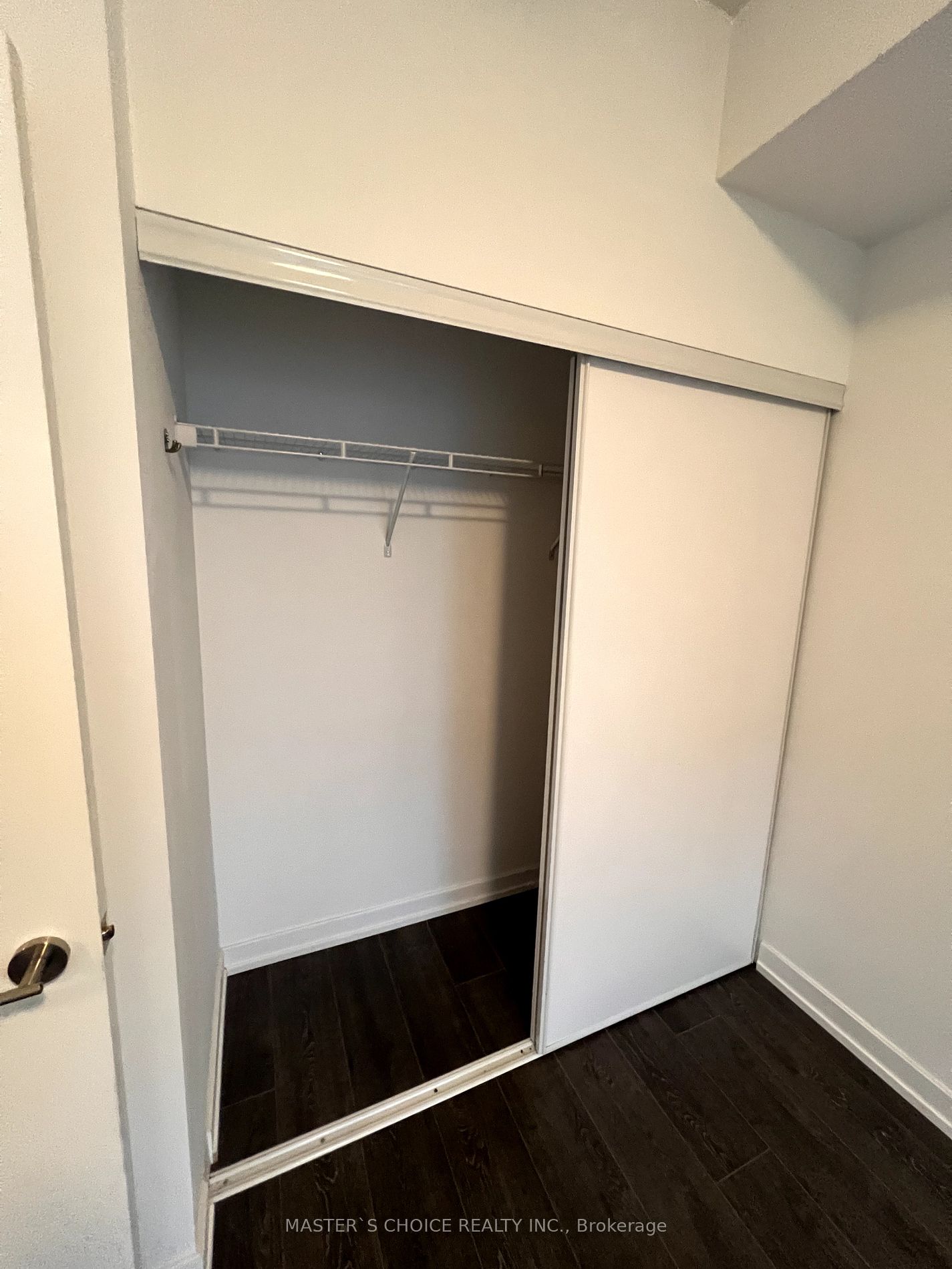 38 Forest Manor Rd, #2101