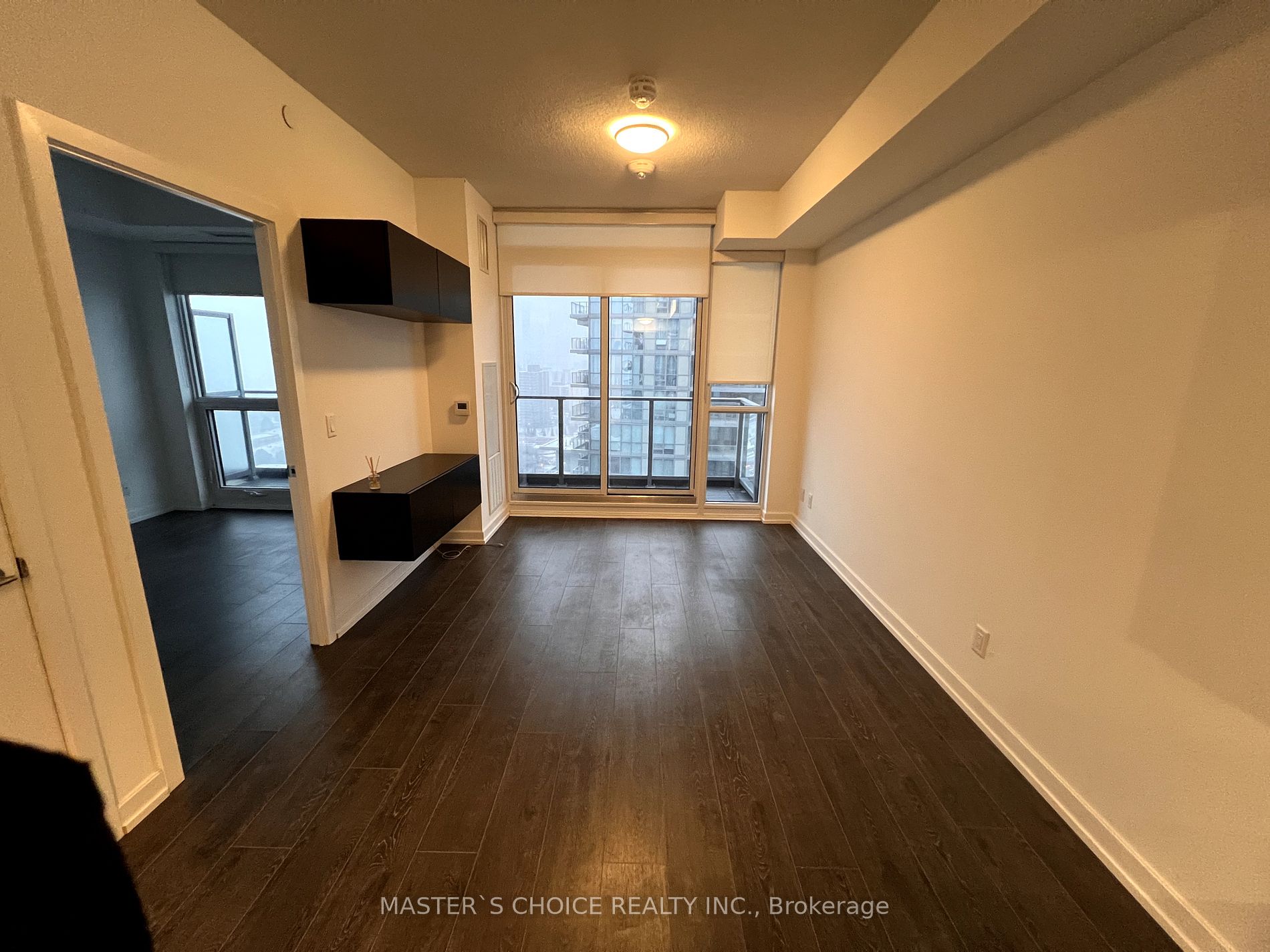 38 Forest Manor Rd, #2101