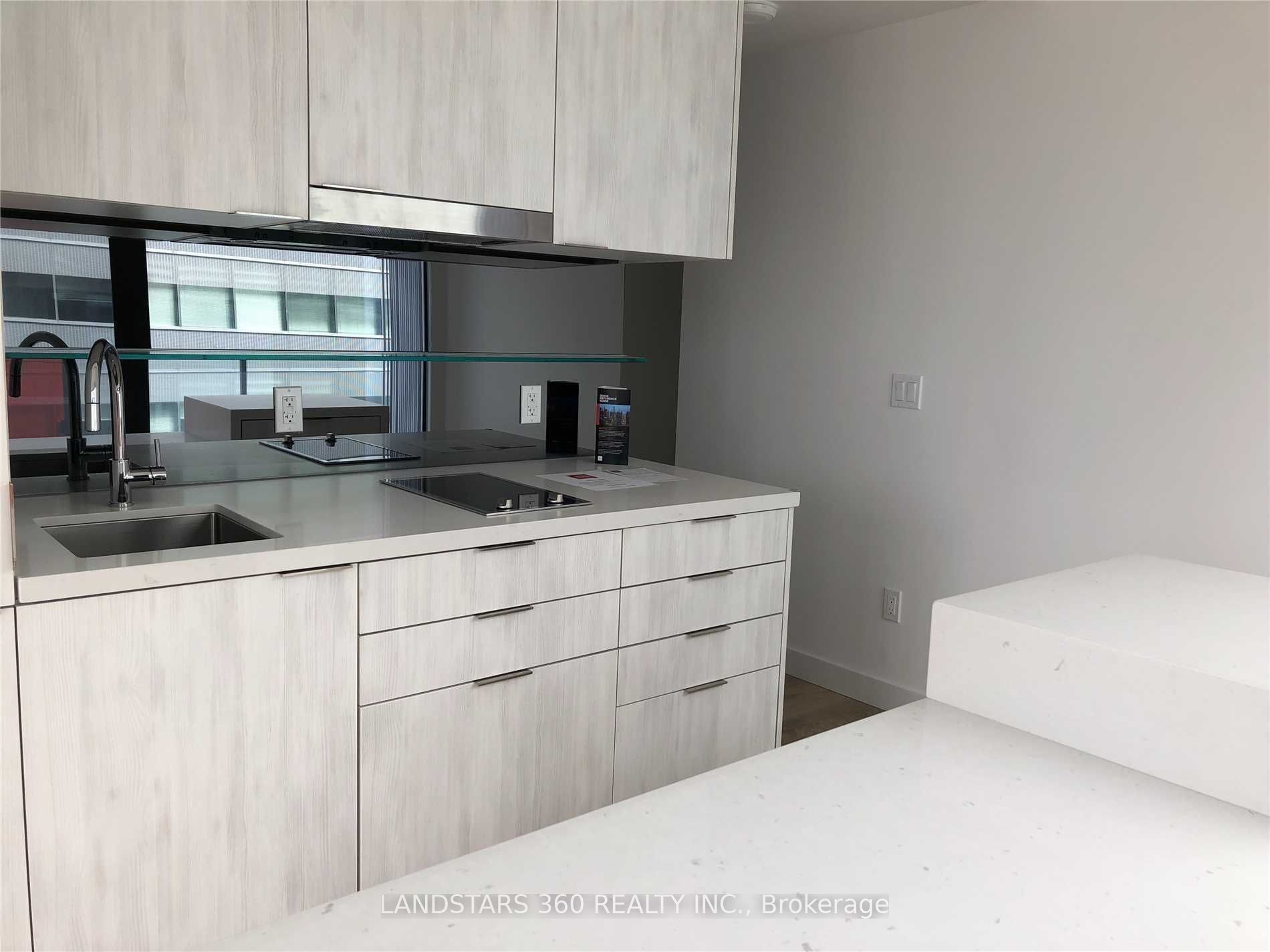 215 Queen St W, #2408