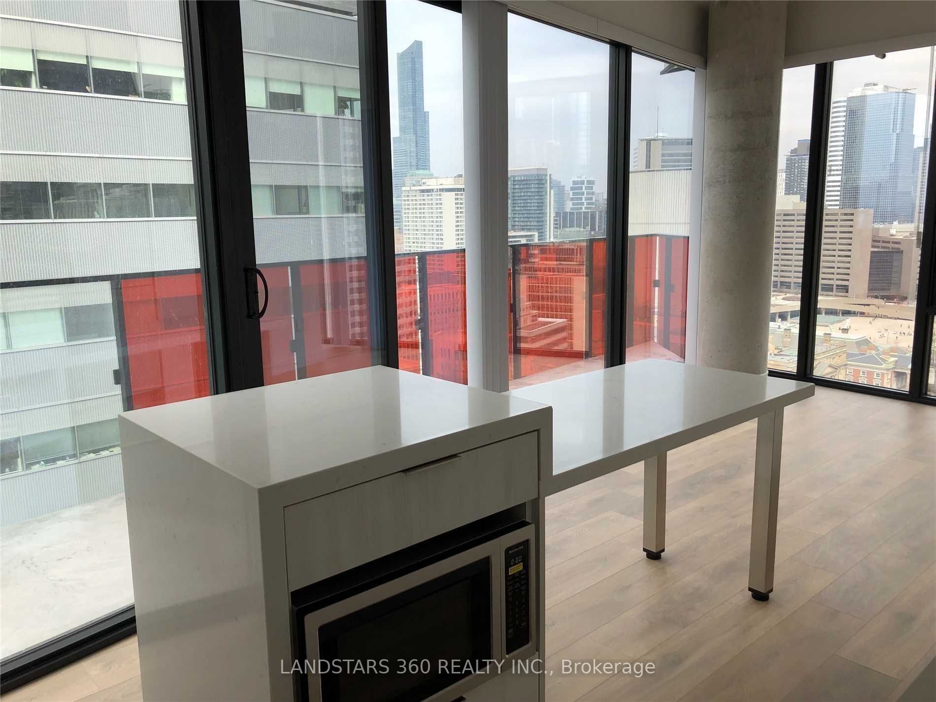 215 Queen St W, #2408