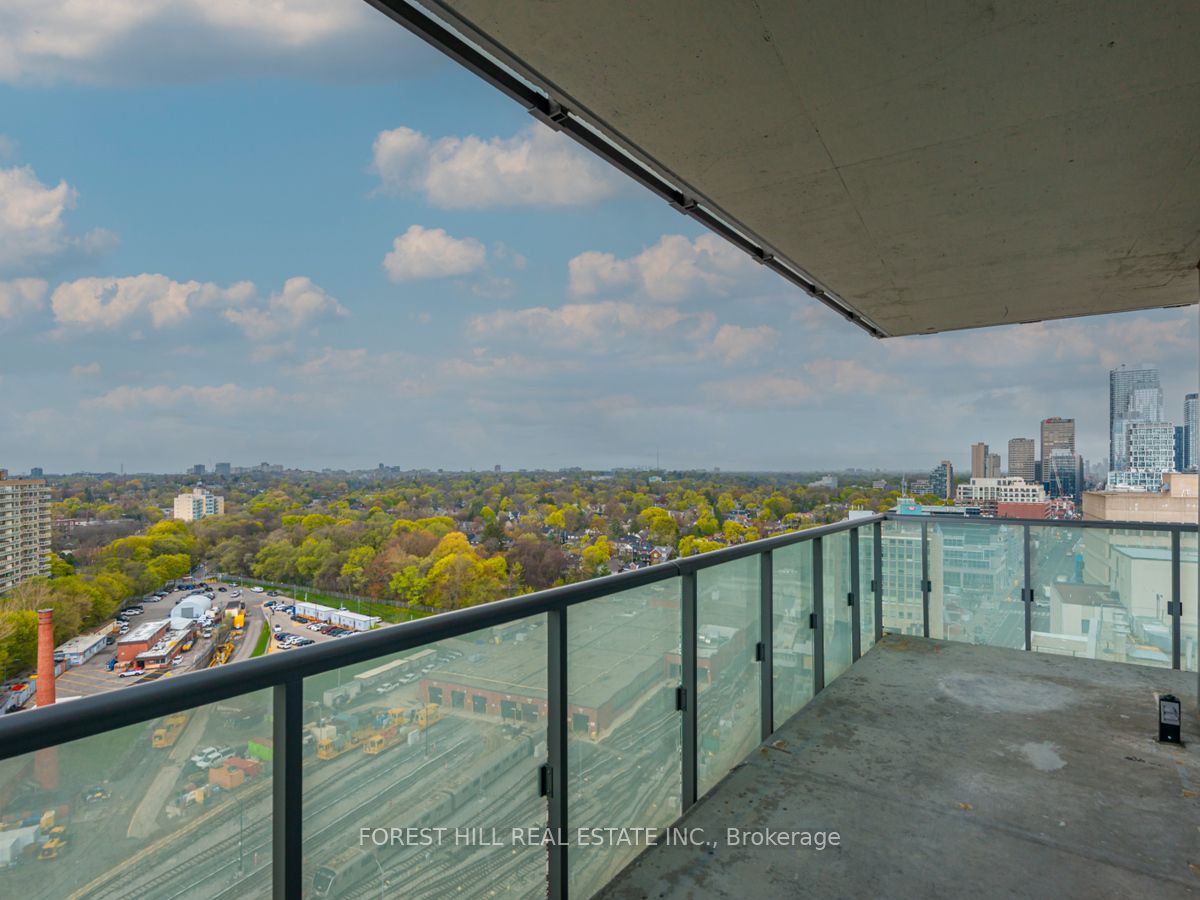 1815 Yonge St, #1704