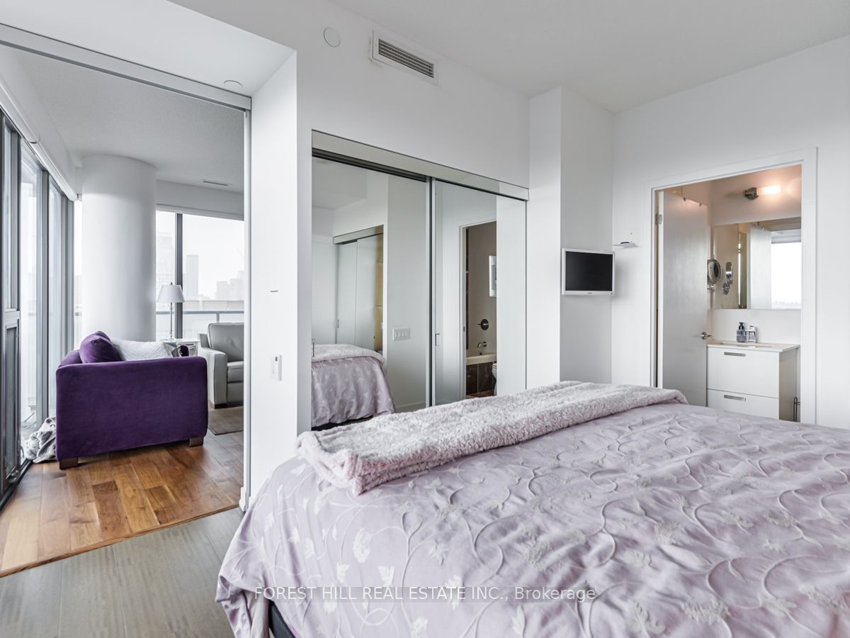 1815 Yonge St, #1704
