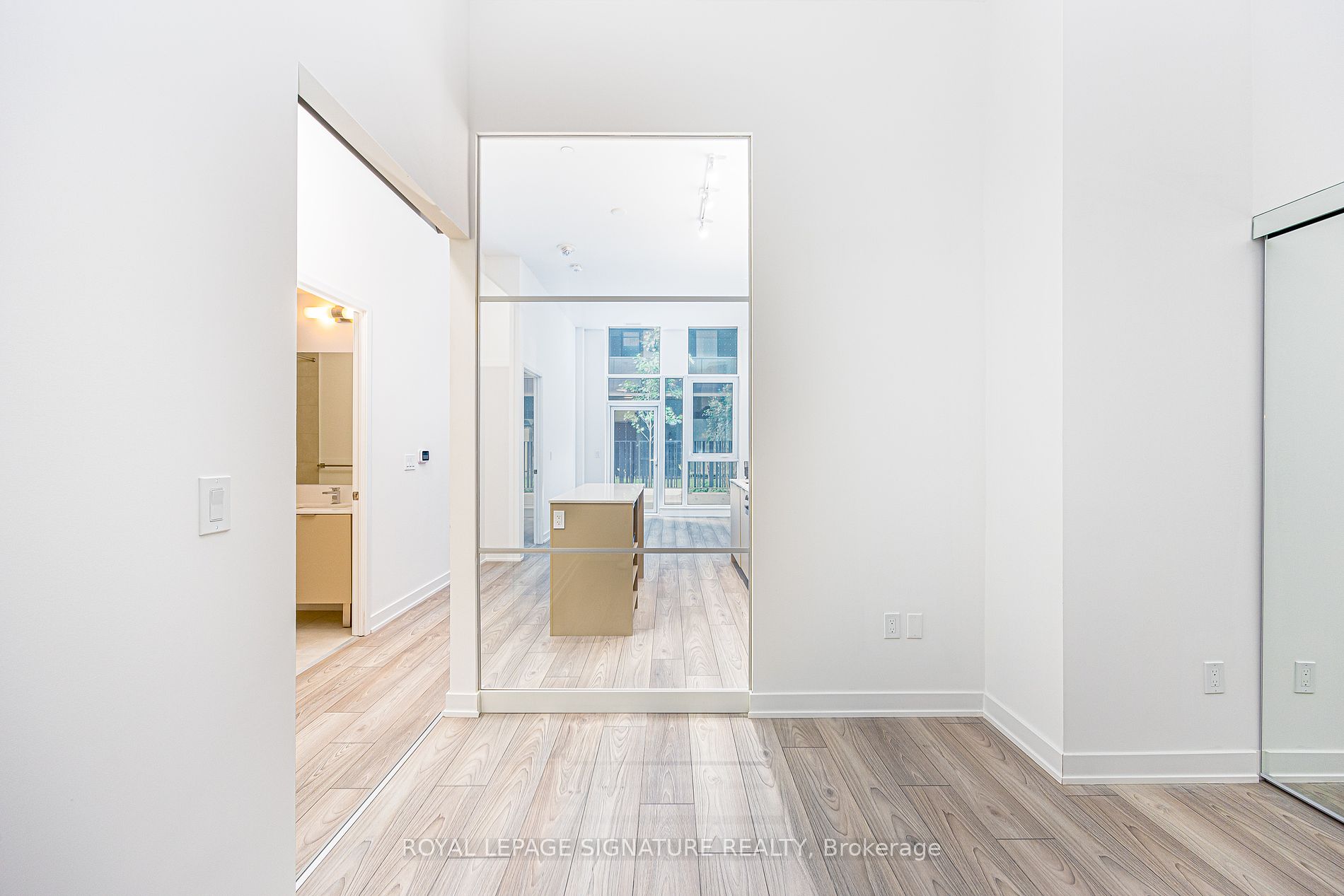 8 Tippett Road #105