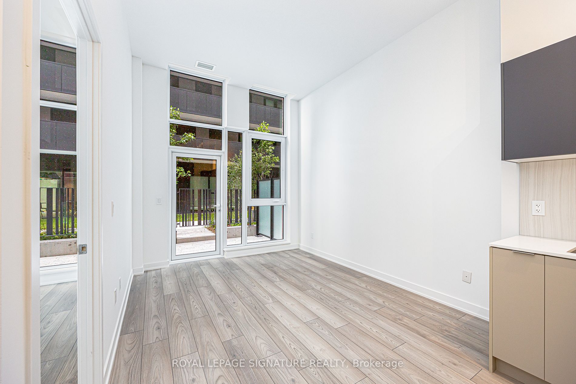 8 Tippett Road #105