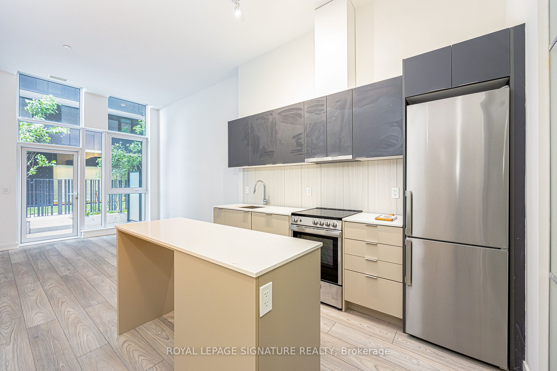 8 Tippett Road #105