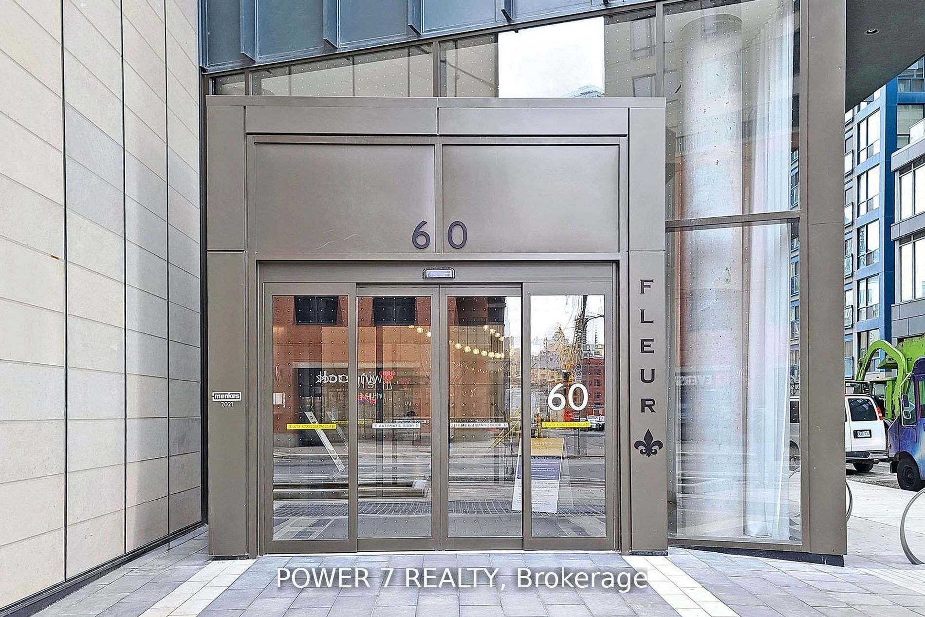 60 Shuter St, #607