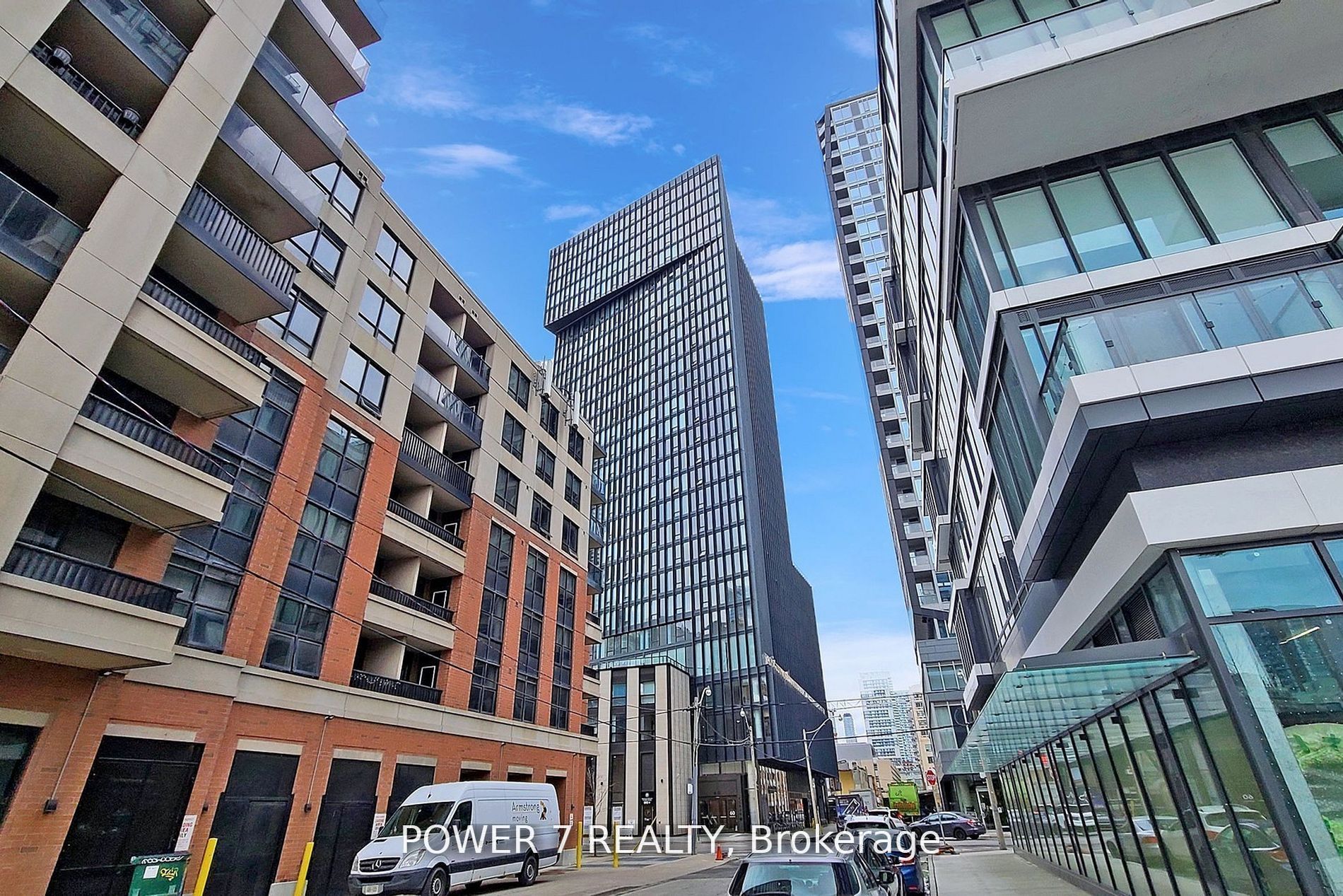 60 Shuter St, #607