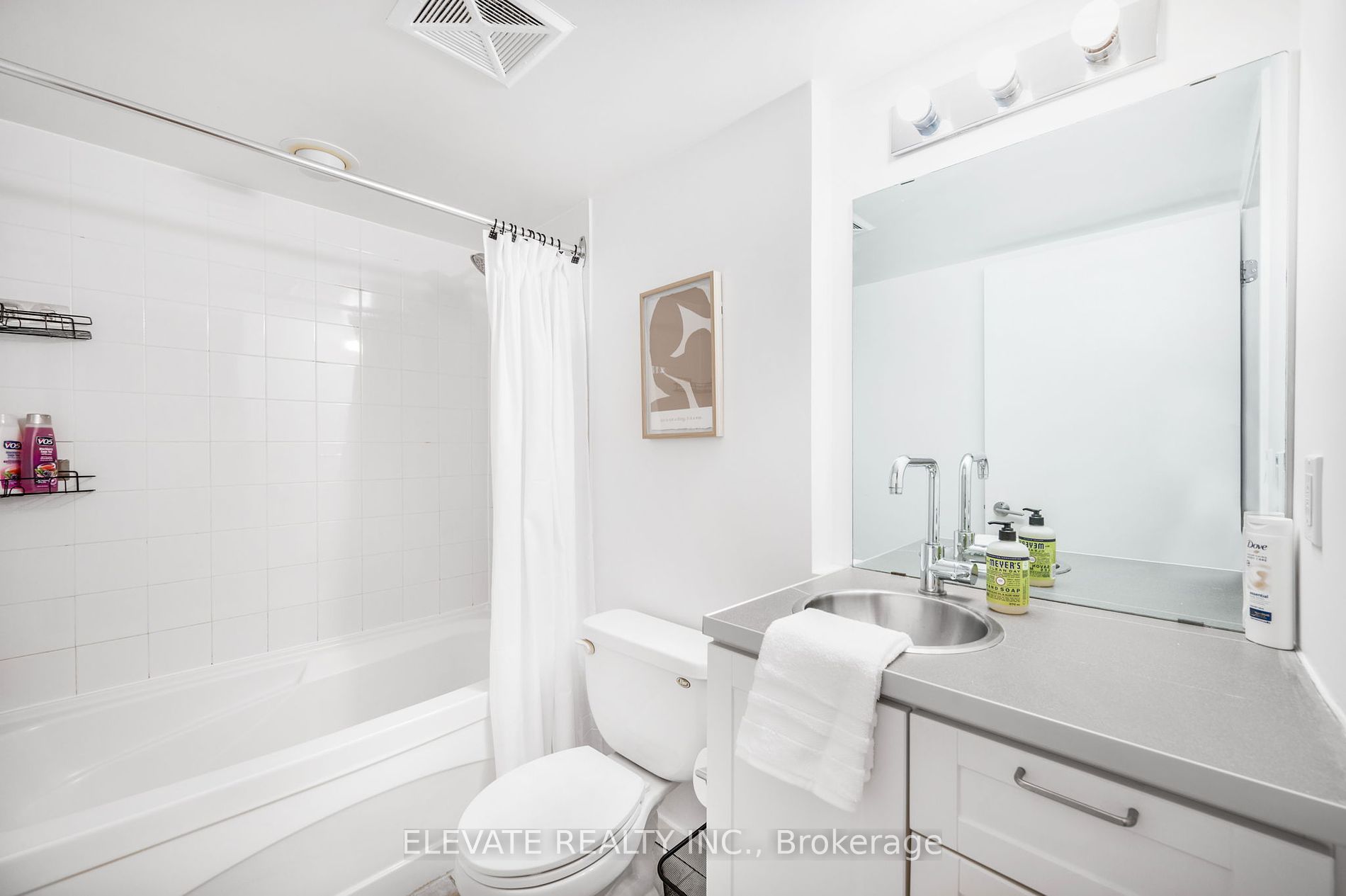 76 Shuter Street #606
