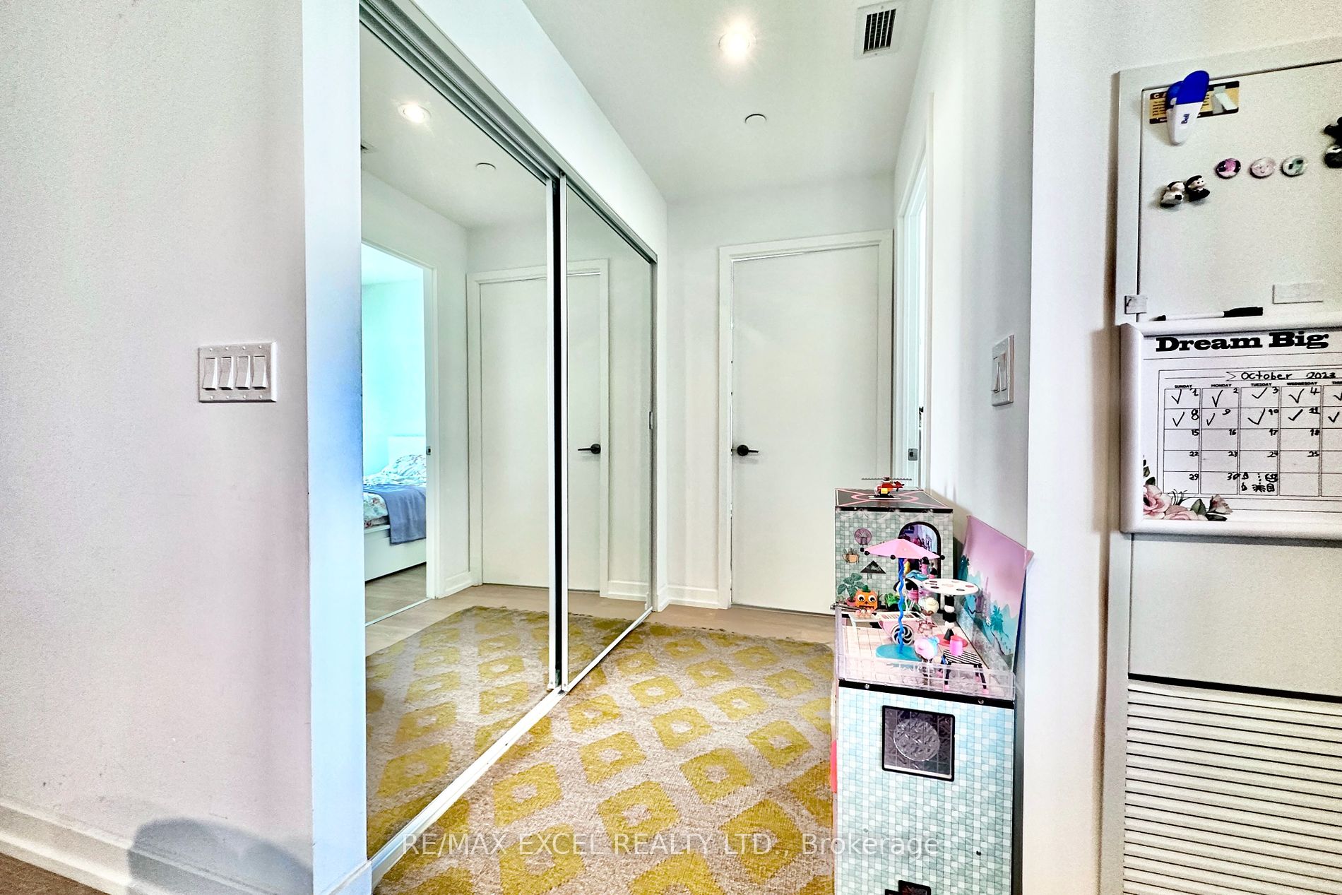 115 McMahon Drive, #2301