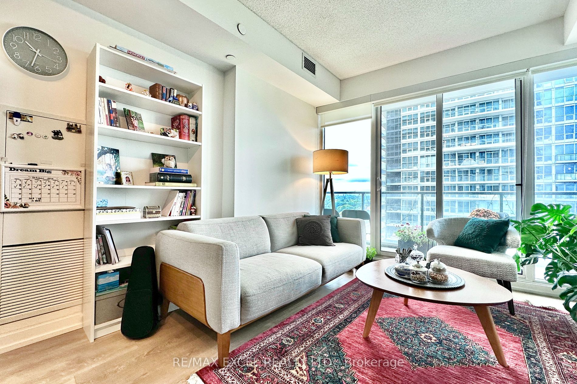 115 McMahon Drive, #2301
