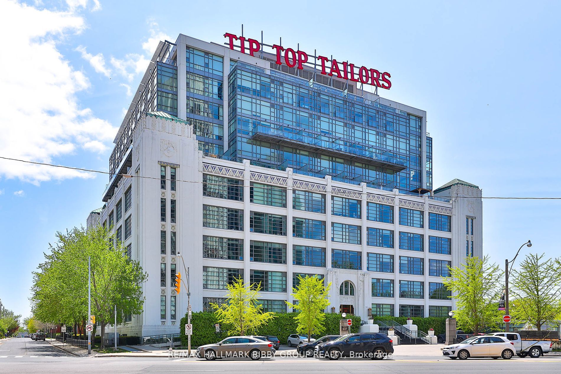 637 Lake Shore Boulevard W, #407
