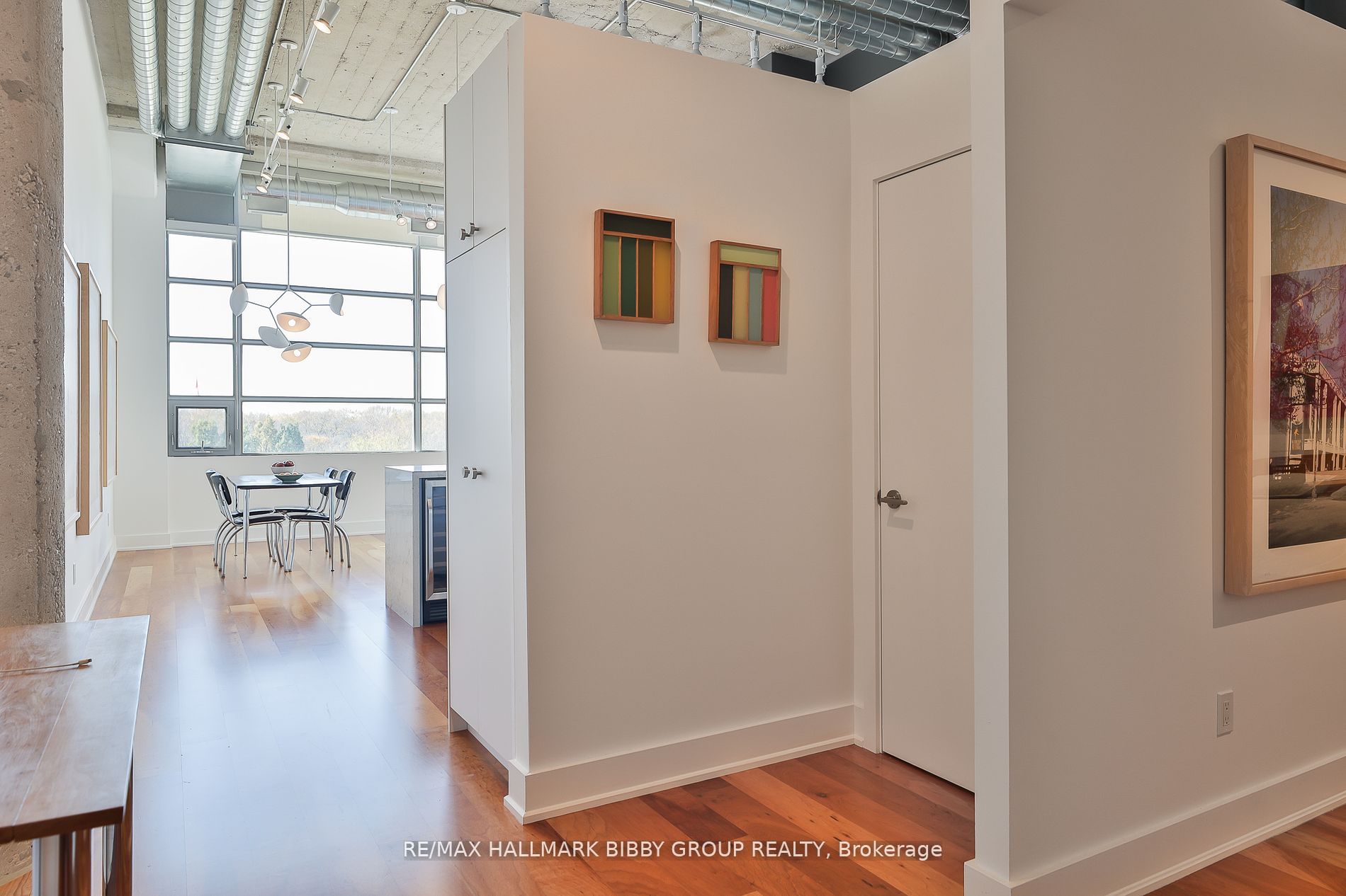 637 Lake Shore Boulevard W, #407