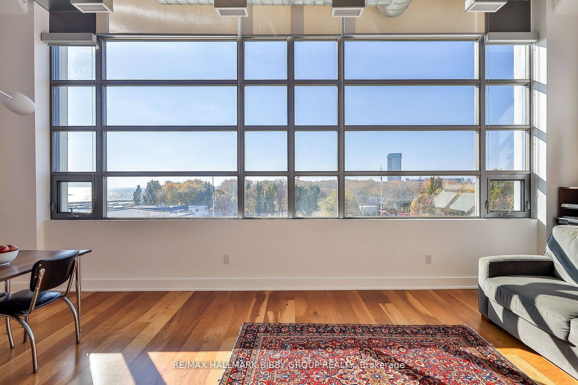 637 Lake Shore Boulevard W, #407