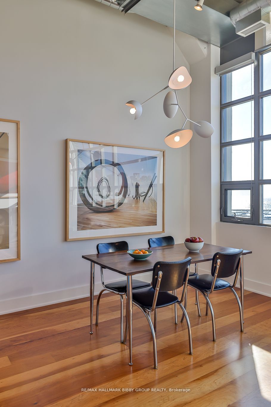 637 Lake Shore Boulevard W, #407