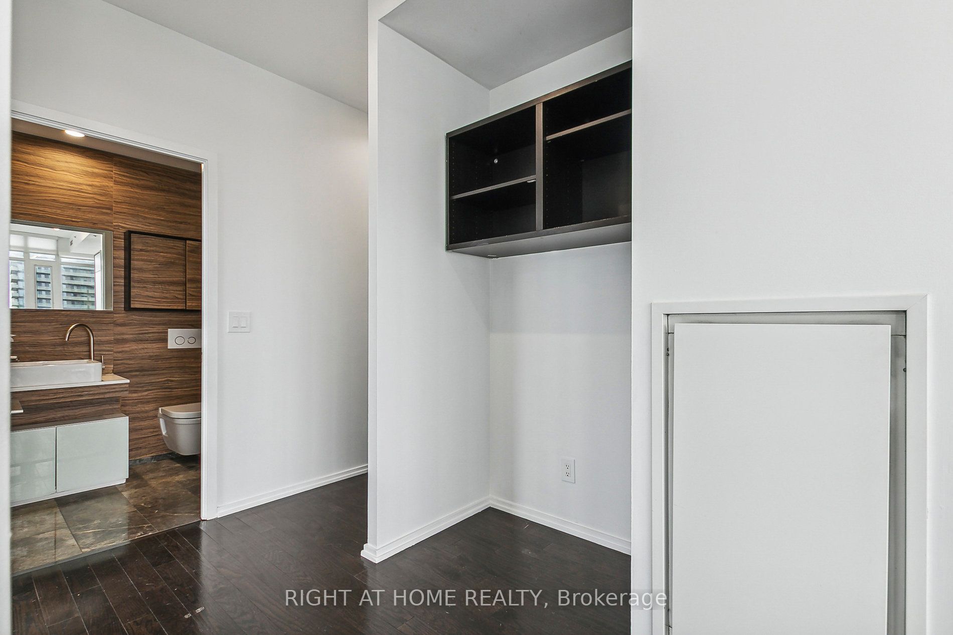 75 St Nicholas St, #3506