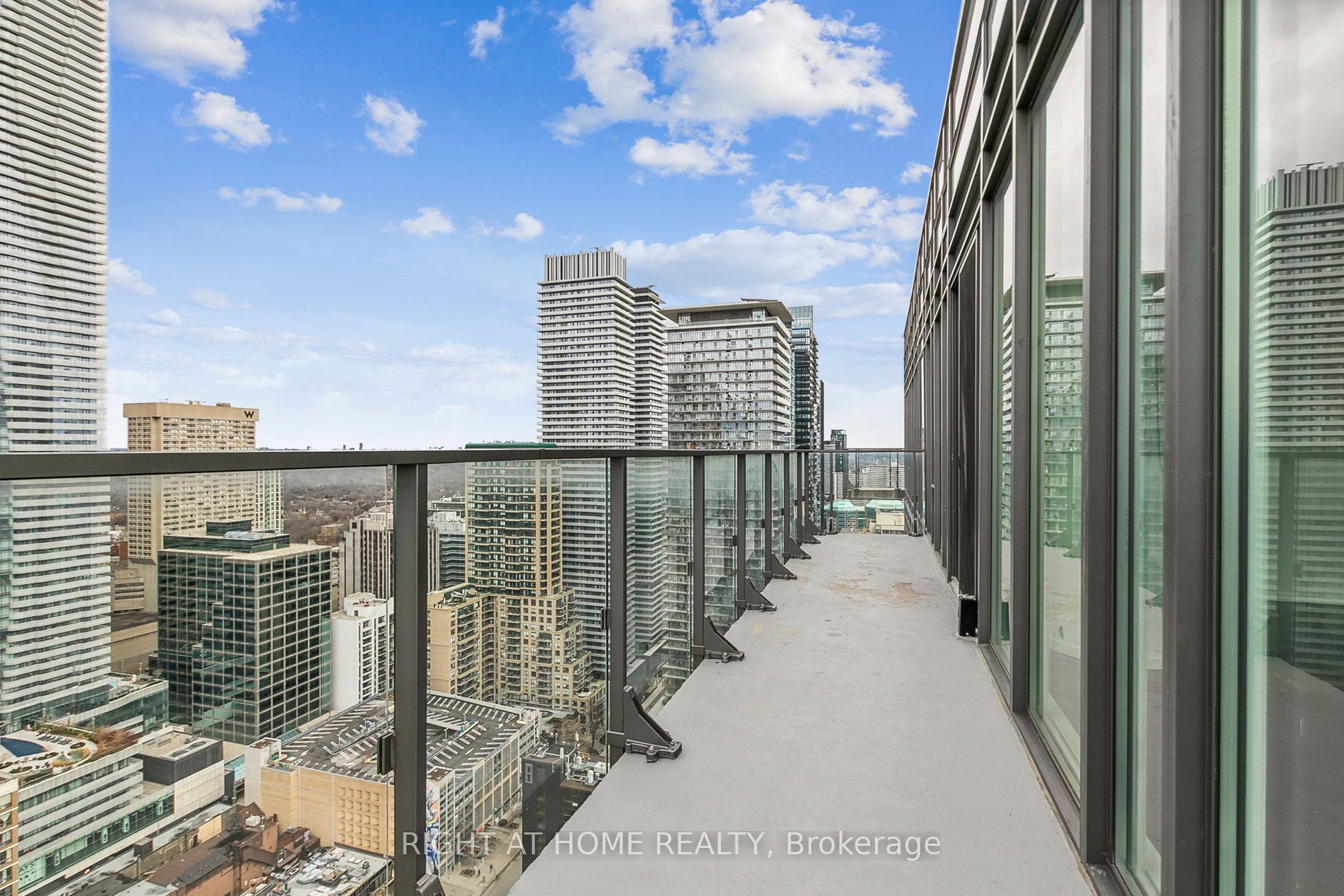 75 St Nicholas St, #3506