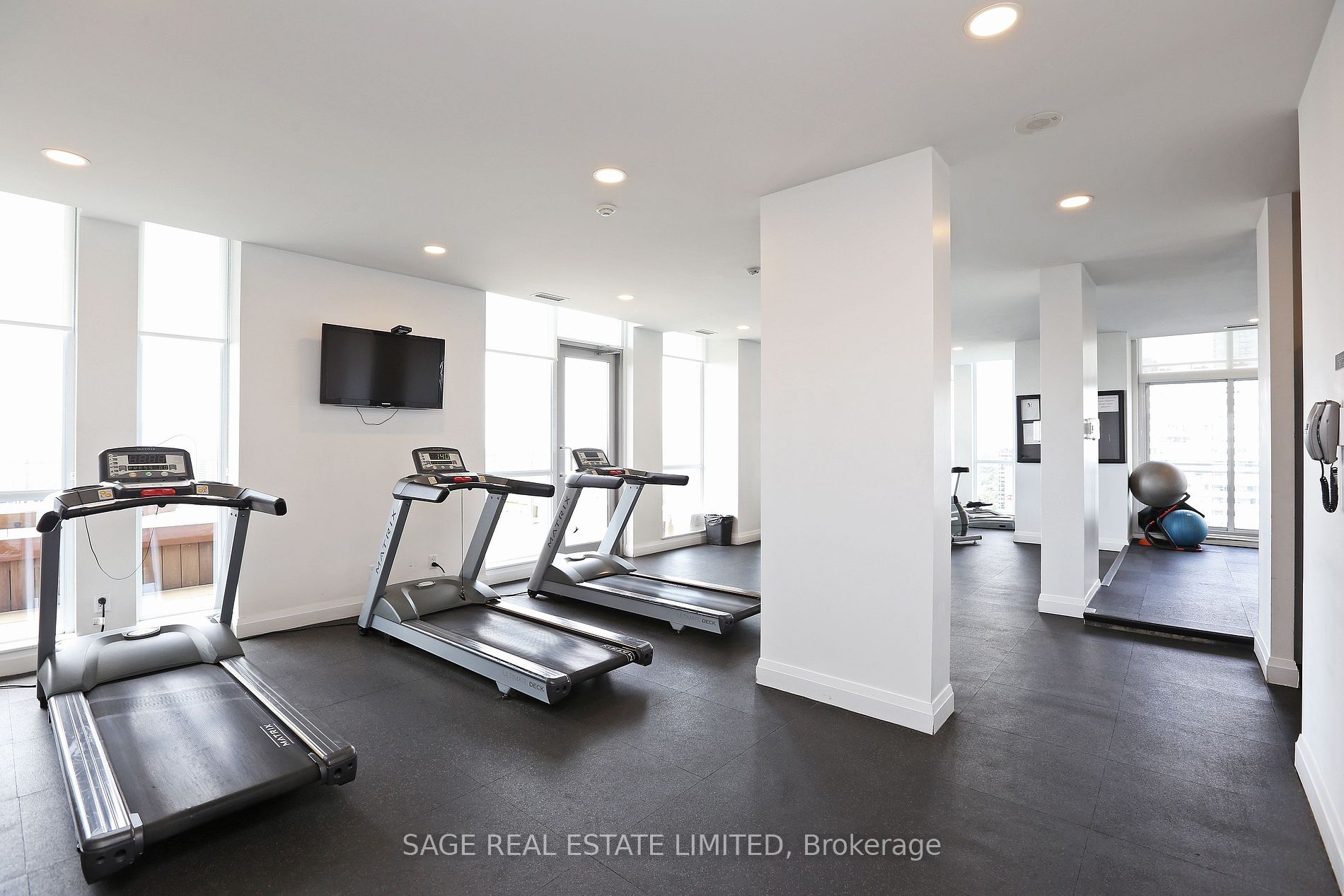 83 Redpath Ave, #1507