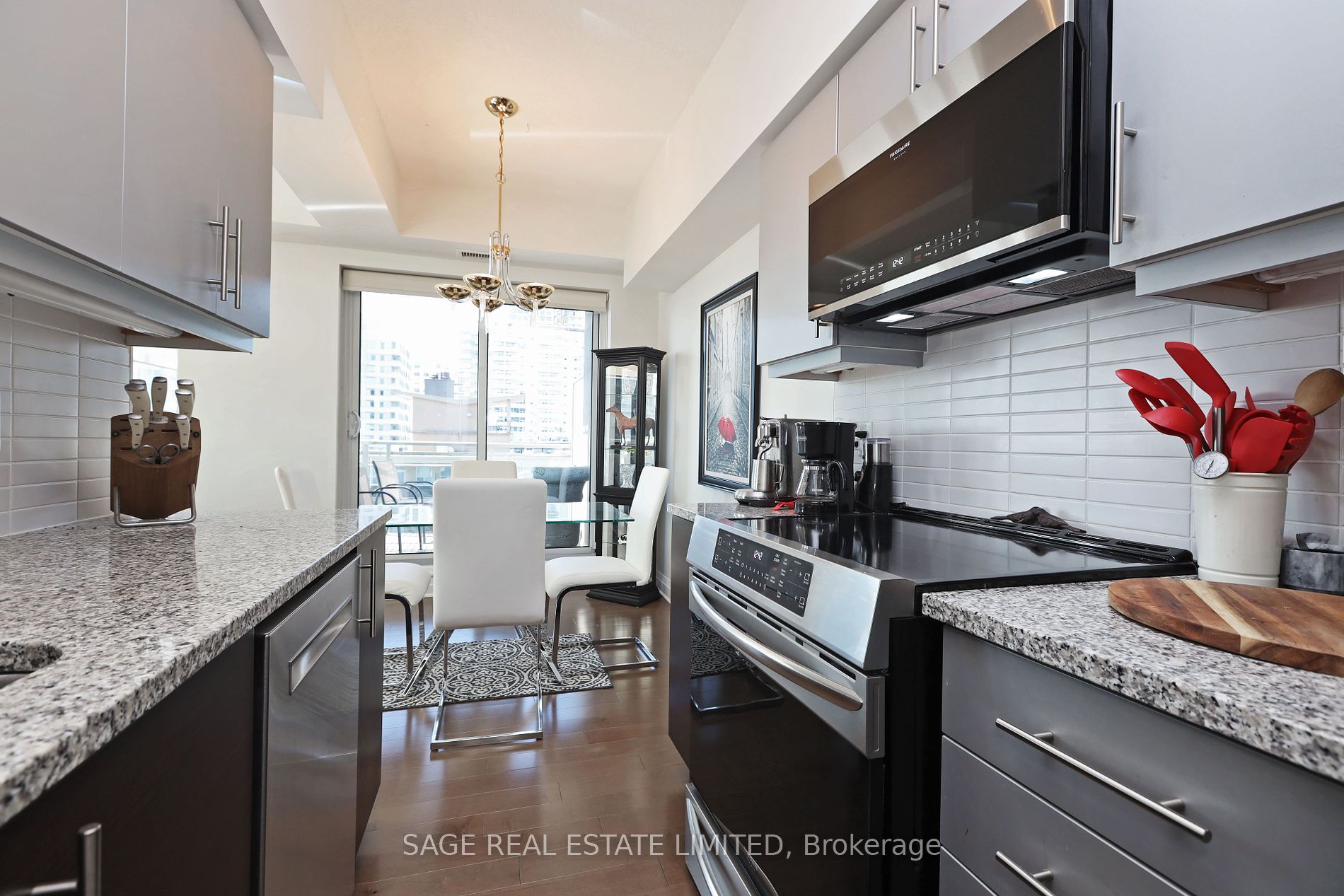 83 Redpath Ave, #1507