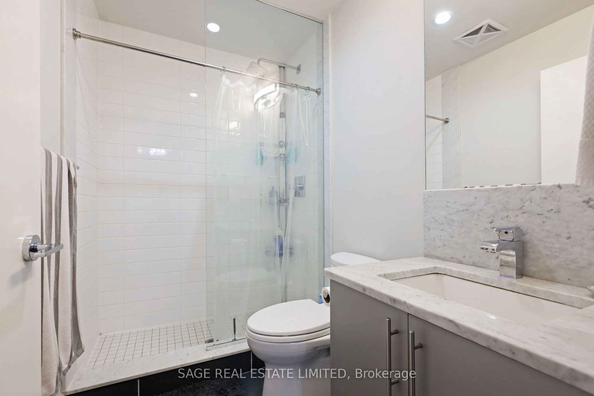 83 Redpath Ave, #1507