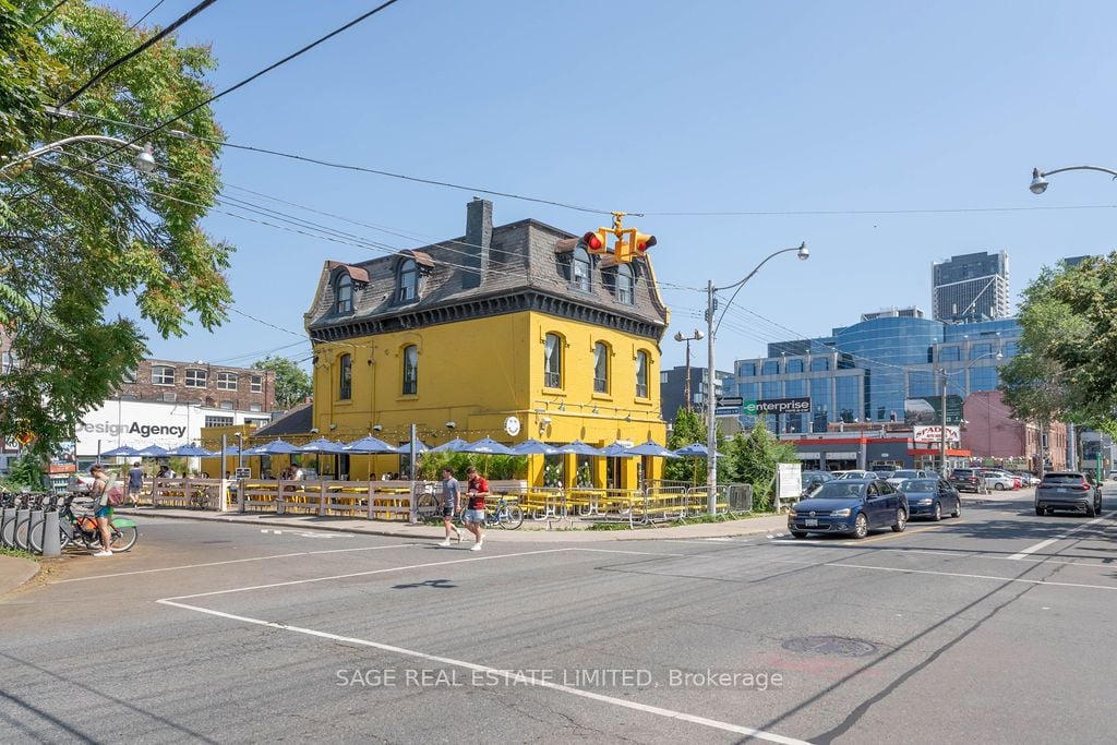 954 King St W, #325