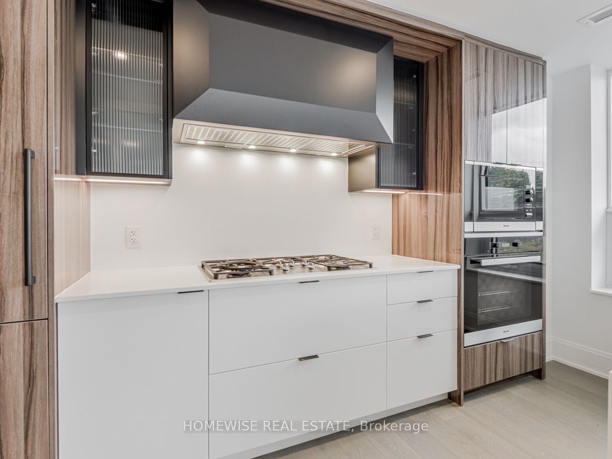 355 Bedford Park Avenue, #305